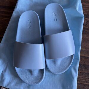 ONIA Hazy Cloud Light Blue Pool Slide Size 8 NEW